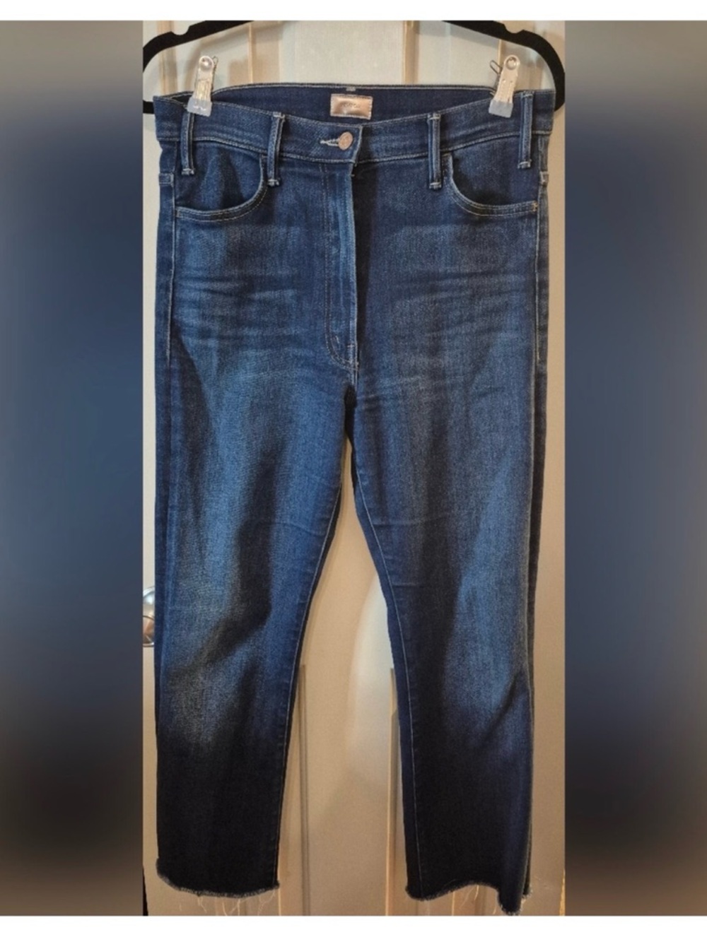 MOTHER Indigo Cropped Ankle Jeans